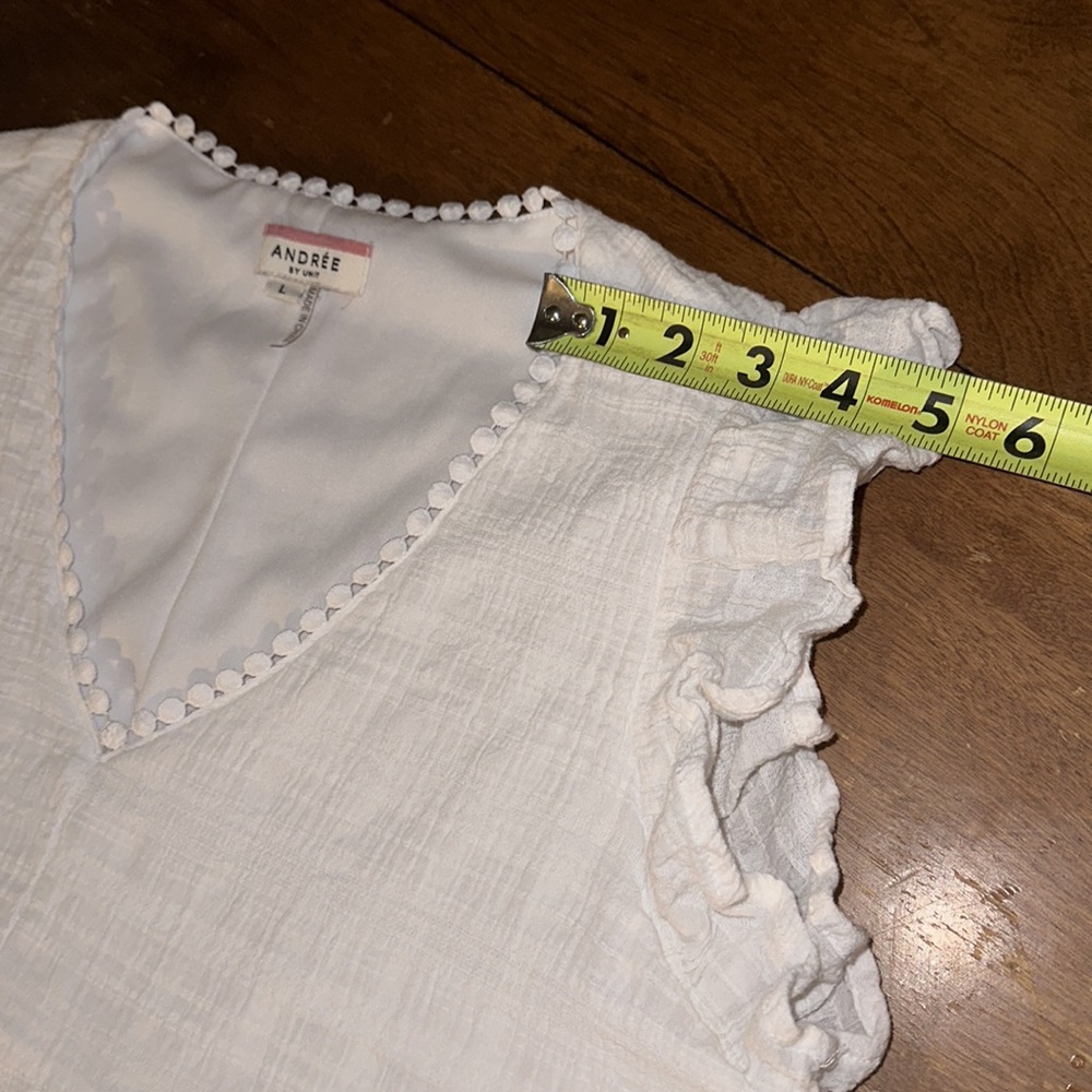 Andree By Unit White Flutter Sleeve Top - image 7